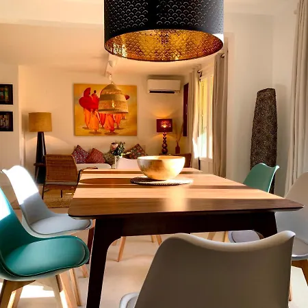 Luxury St-tropez/ 10mn Walk To Center. Saint Tropez