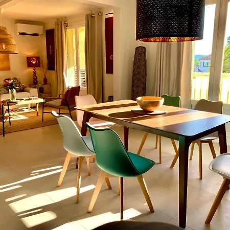 Luxury St-tropez/ 10mn Walk To Center. Appartement