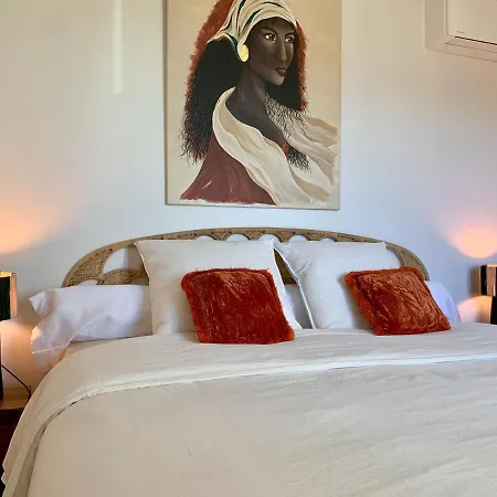Luxury St-tropez/ 10mn Walk To Center. Apartmán