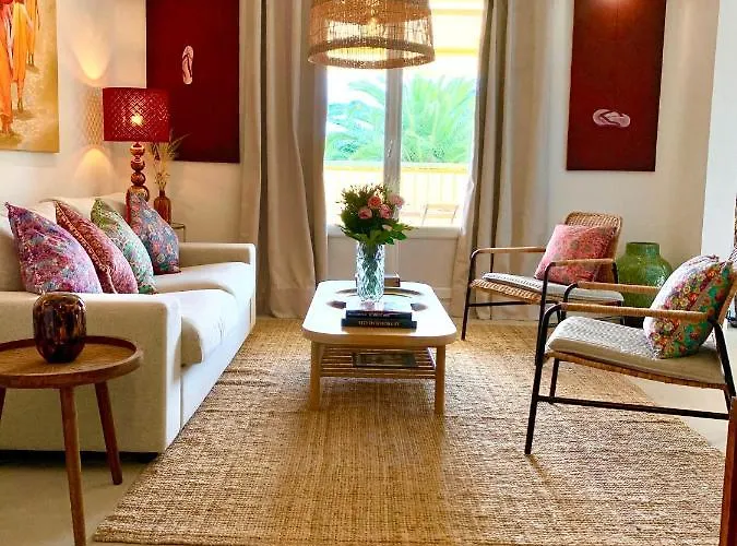 아파트 Luxury St-tropez/ 10mn Walk To Center. *