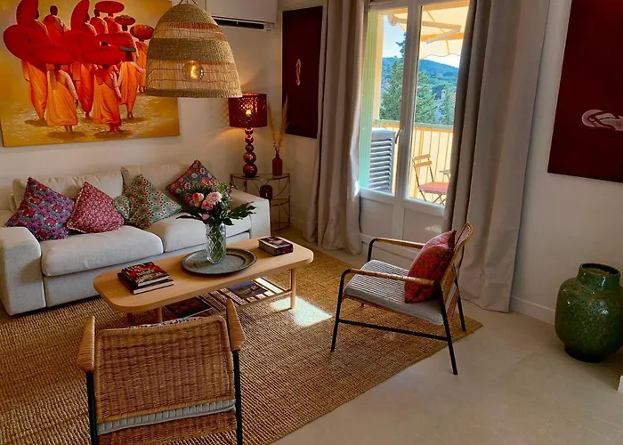 Luxury St-tropez/ 10mn Walk To Center. * Saint-Tropez